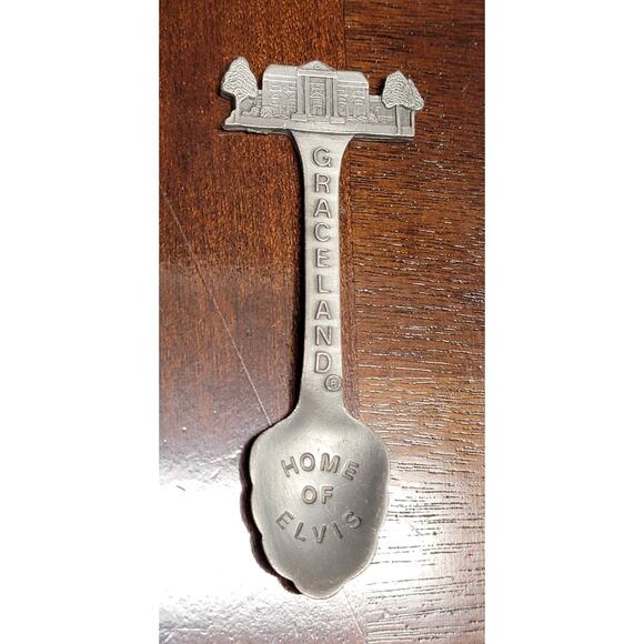 Graceland Home Of Elvis Pewter Vintage Souvenir Spoon Collectible - Picture 1 of 5